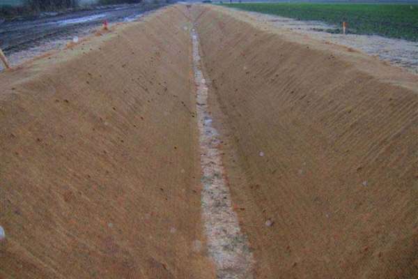 Application examples Standard erosion control blankets