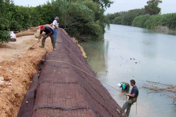 Application examples 3D erosion control blankets